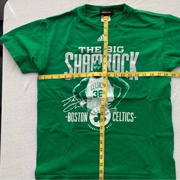 SHAQ RARE Boston Celtics big shamrock! Dwayne Johnson ain’t got nothing on Shaq - Picture 5 of 5